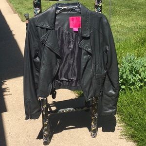 Women’s faux leather jacket